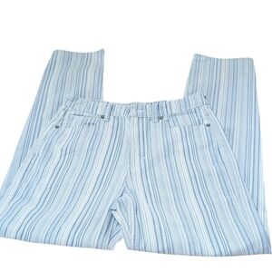 AEO, Blue And White Striped High-rise Mom Jeans. NWT. Size 6 LONG
